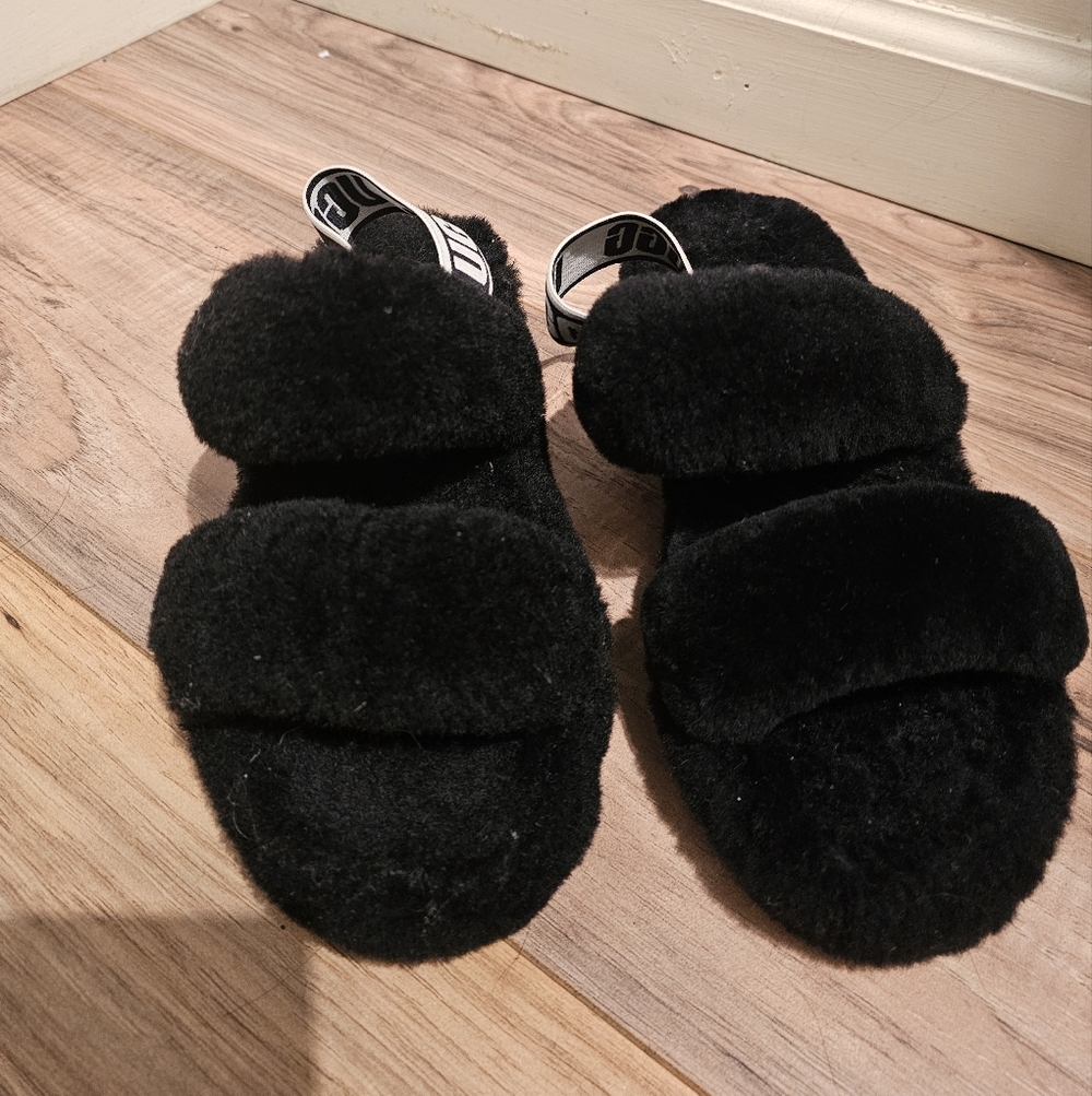 UGG Black Fluffy Slippers